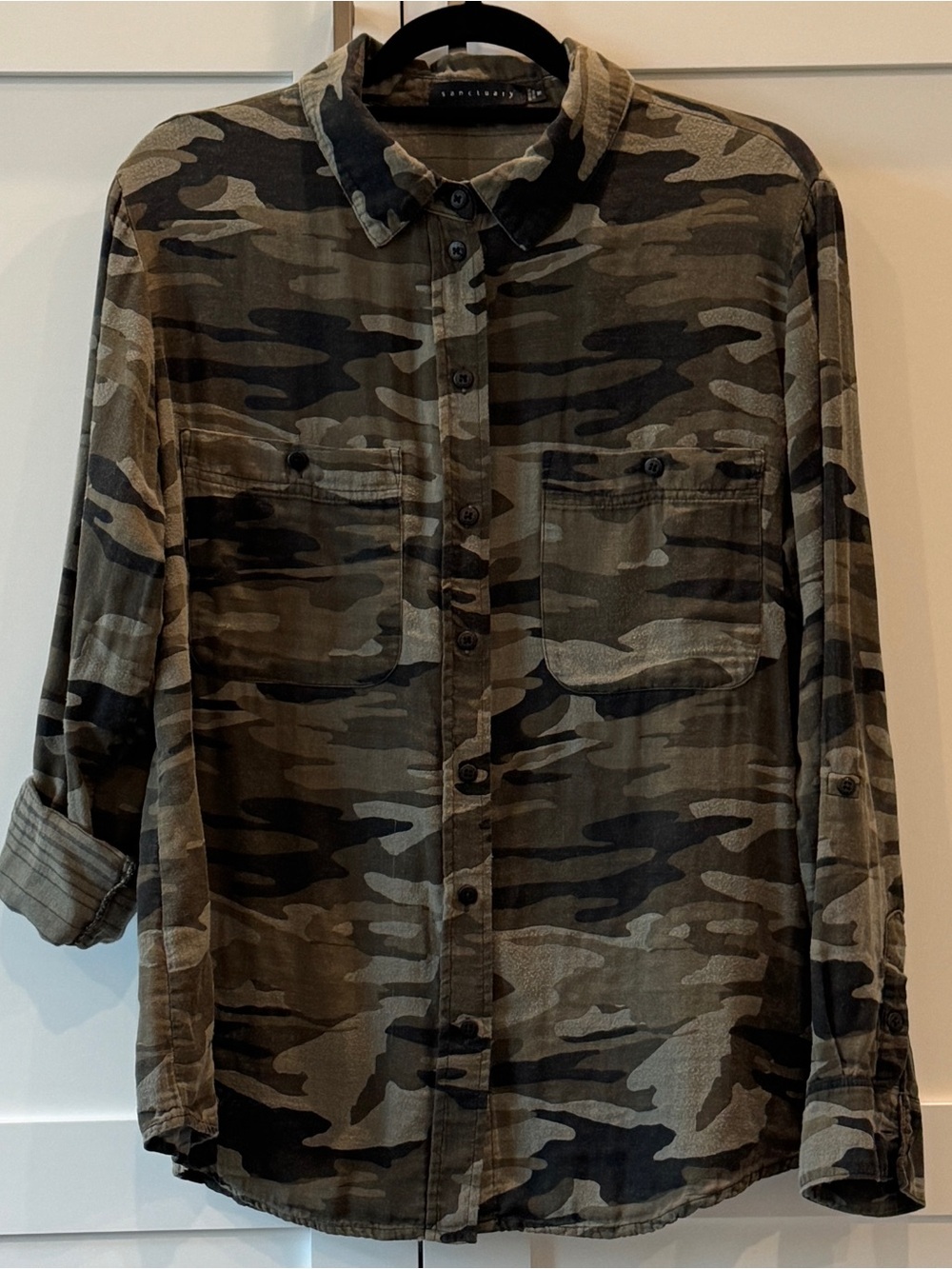 Sanctuary Women’s  Camo Shirt - Olive, Black